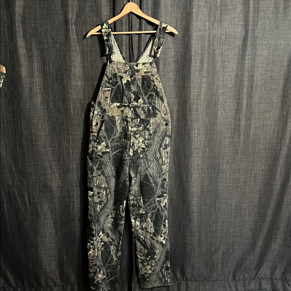 Mossy oak camouflage overall bibs size small 100% soft cotton